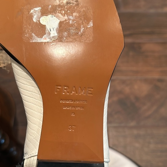 NEW‎ Frame le Maddox ankle cream boots euro 37 or 7 reg $498 - Picture 12 of 14